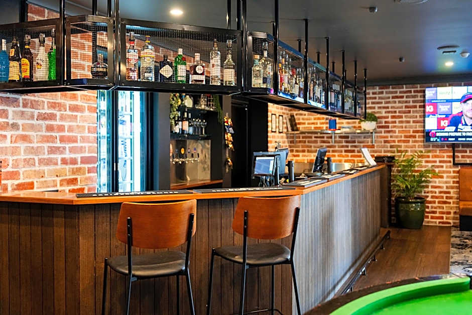 The Metropolitan Hotel