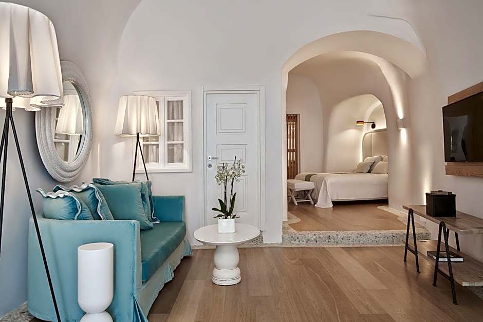 Katikies Santorini - Gea House - The Leading Hotels Of The World