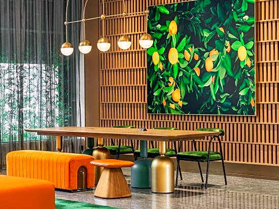 Orange Hotel(Ningbo Railway Station Lianfeng Road Store)