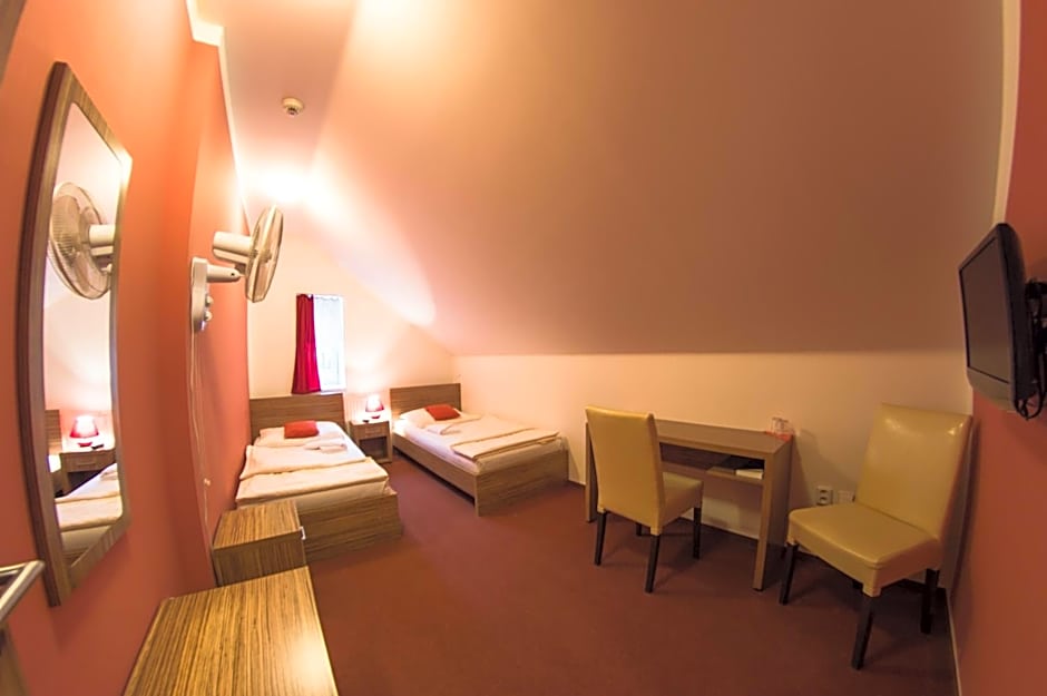 Wellness Hotel Hukvaldy POLOPENZE A WELLNESS V CENĚ