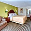 Travelodge by Wyndham Sellersburg