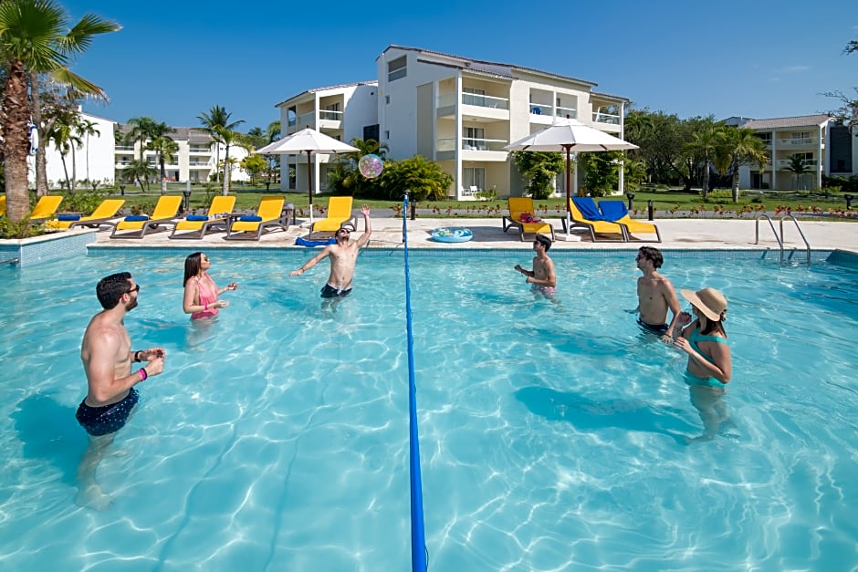 Emotions by Hodelpa Puerto Plata