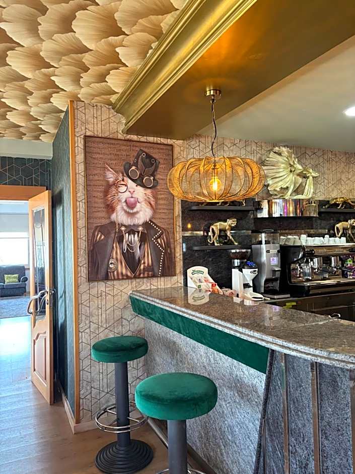 Hotel Marola