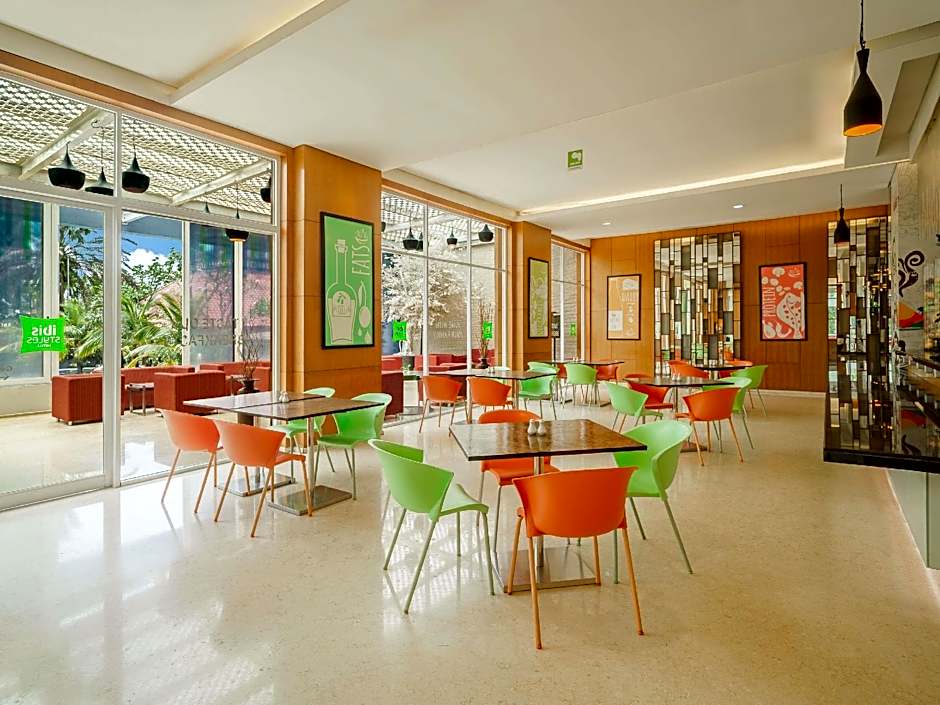 Ibis Styles Solo