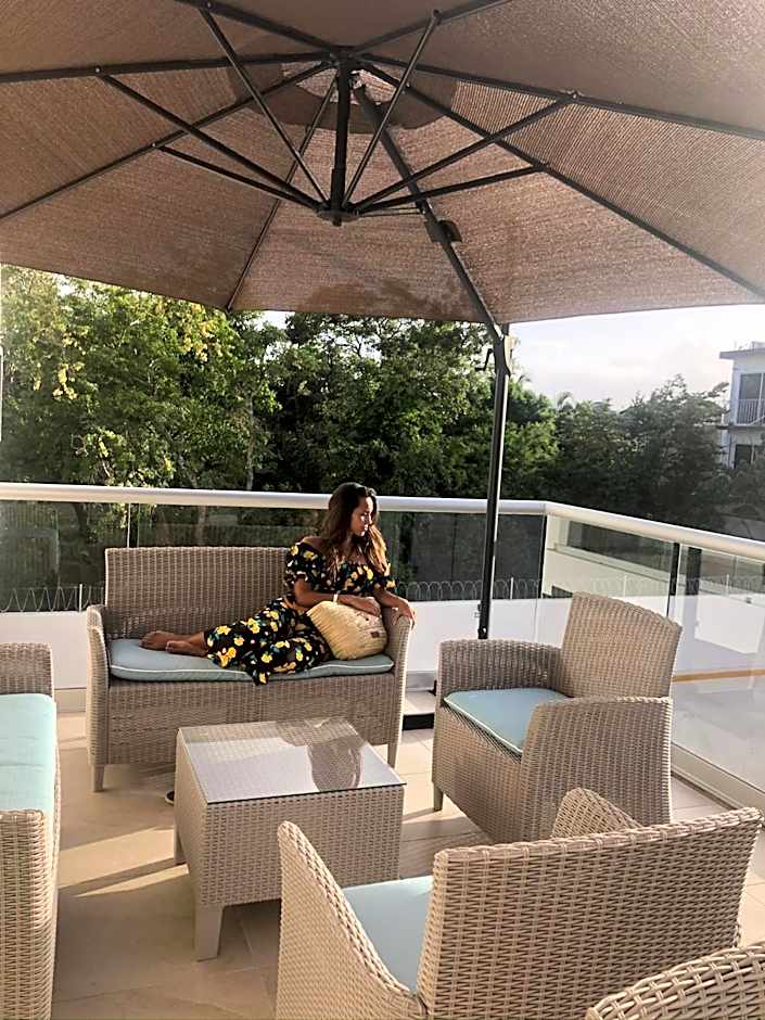 Heaven Hotel
