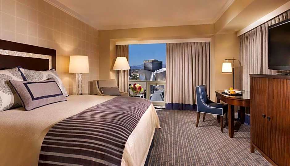 Omni Los Angeles Hotel At California Plaza