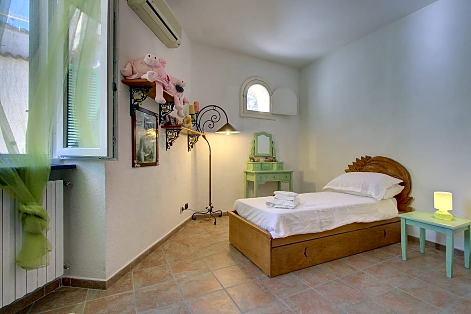 Lacco Terrace Solarium