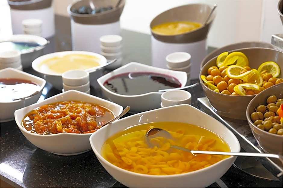 Merry Bungalow & Tent