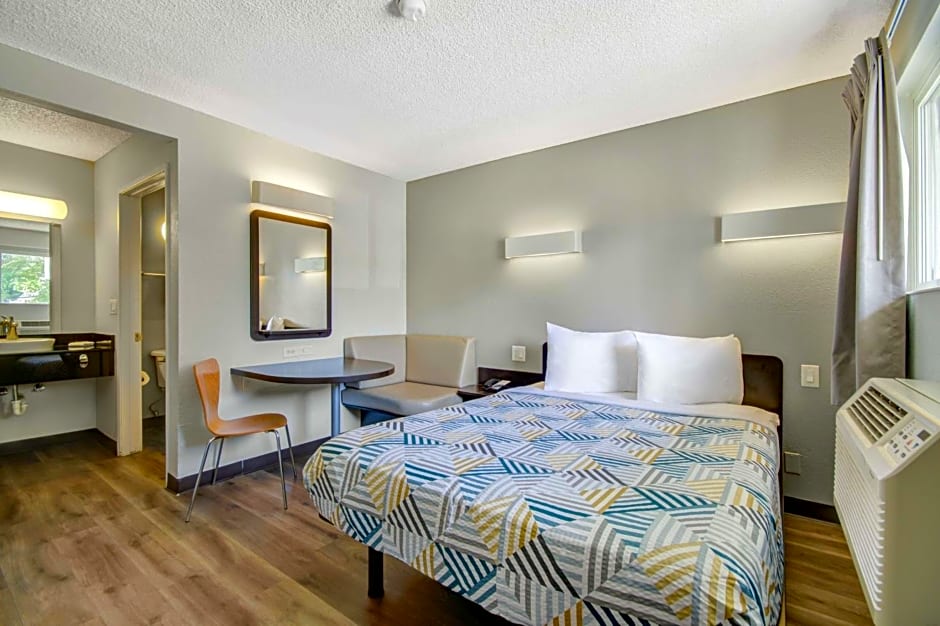 Motel 6-San Jose, CA - Airport
