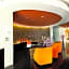 100 Sunset Hotel and Ballroom