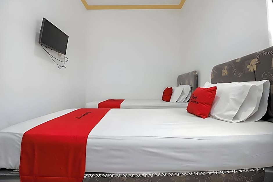 RedDoorz near Sam Ratulangi Airport Manado