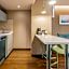 City Express Suites by Marriott Queretaro