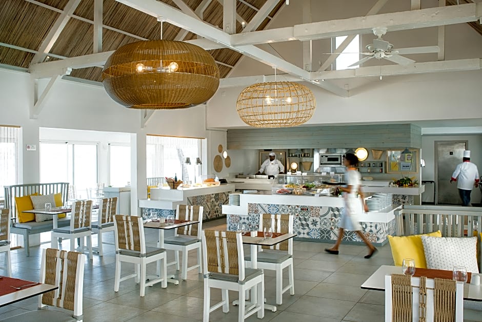 Tropical Attitude, 3 Star