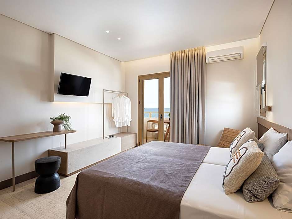 Esperides Beach Hotel Apartments