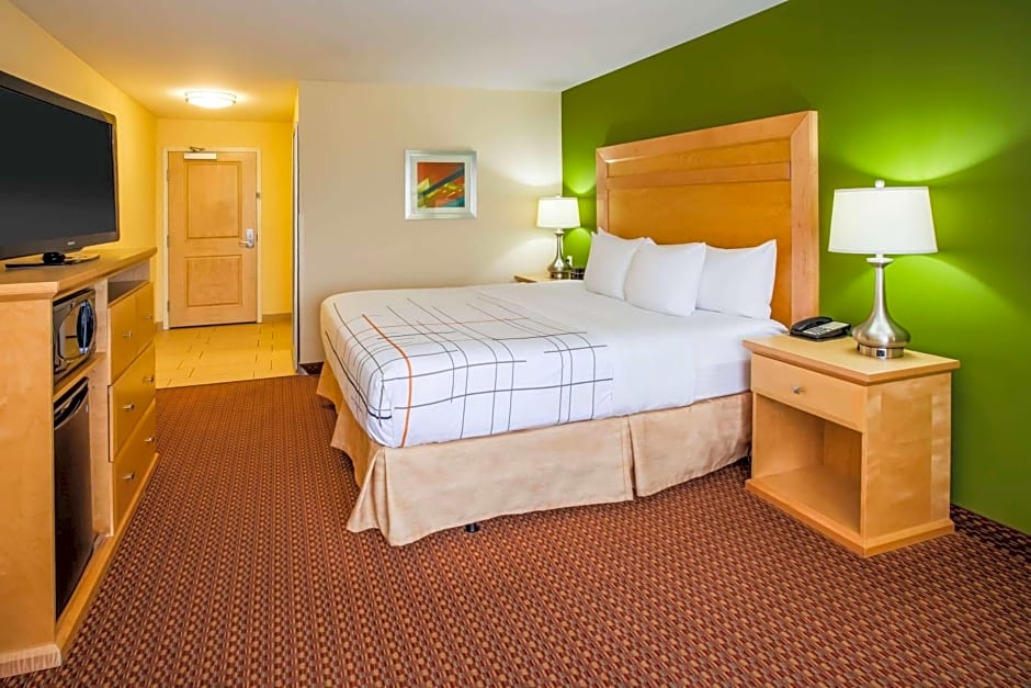 La Quinta Inn & Suites by Wyndham Rochester Mayo Clinic S