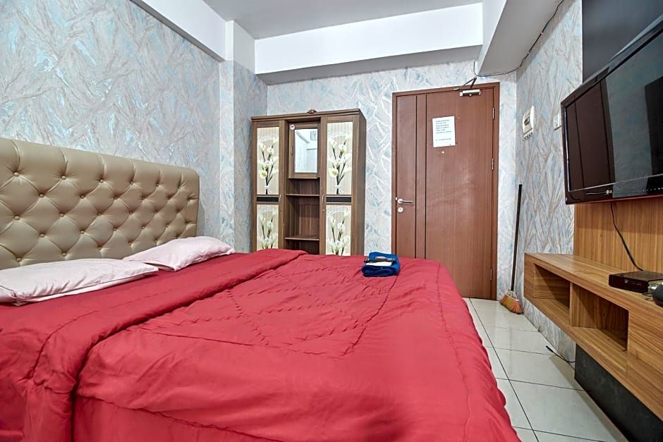 Apartment Green Lake View Ciputat by Celebrity Room
