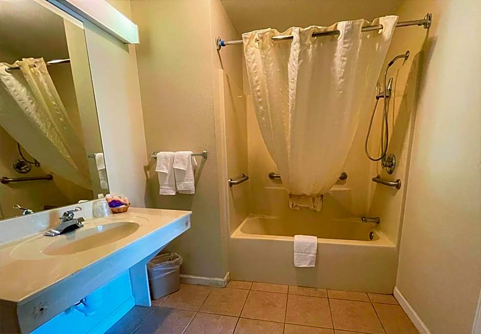 Rodeway Inn