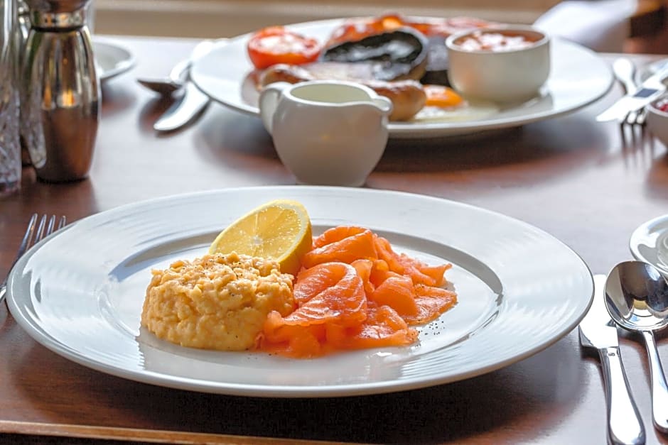 Macdonald Ansty Hall