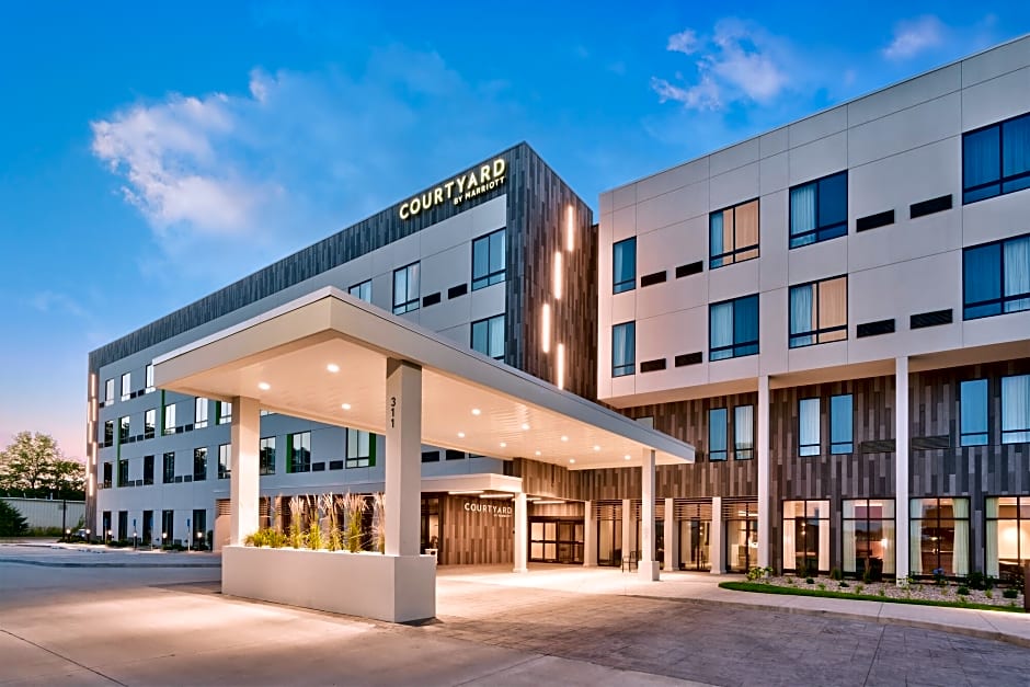 Courtyard by Marriott Ames