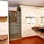 PrideInn Mara Camp & Cottages