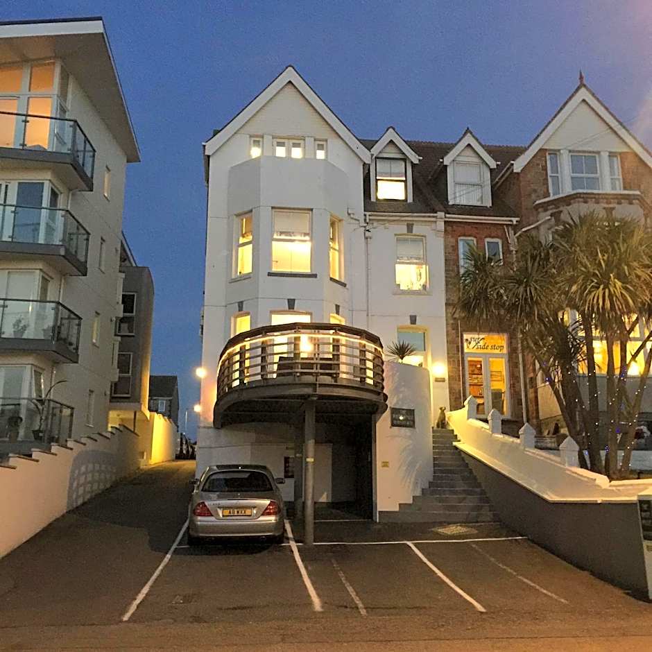 The White House Hotel