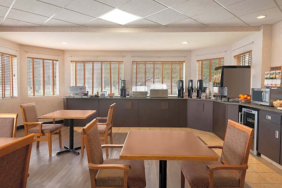 Days Inn by Wyndham Swift Current