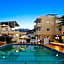 Nikos Apartments