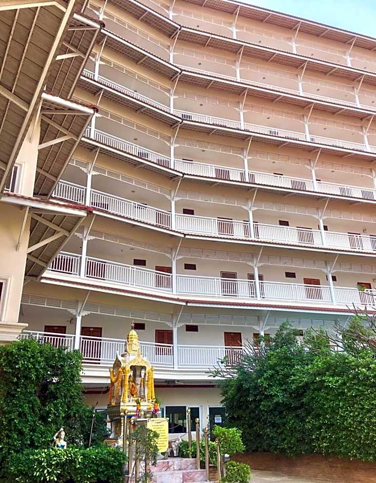 Baan Klang Condo Hotel Hua Hin