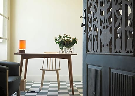 Duas Portas Townhouse