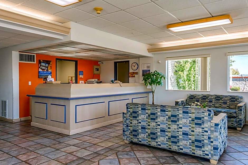 Motel 6-Redmond, OR