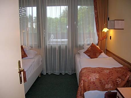 Twin Room with Balcony