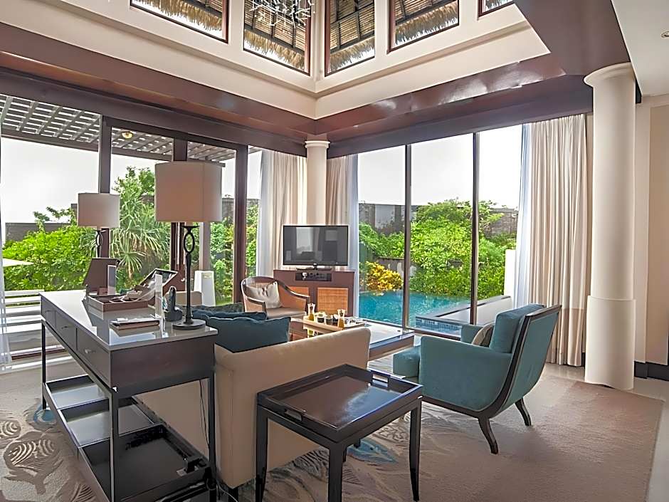 Samabe Bali Suites & Villas