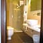 Parizzi Suites & Restaurant