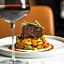 Hotel Saint Clair - Magnificent Mile