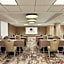 DoubleTree by Hilton McLean Tysons