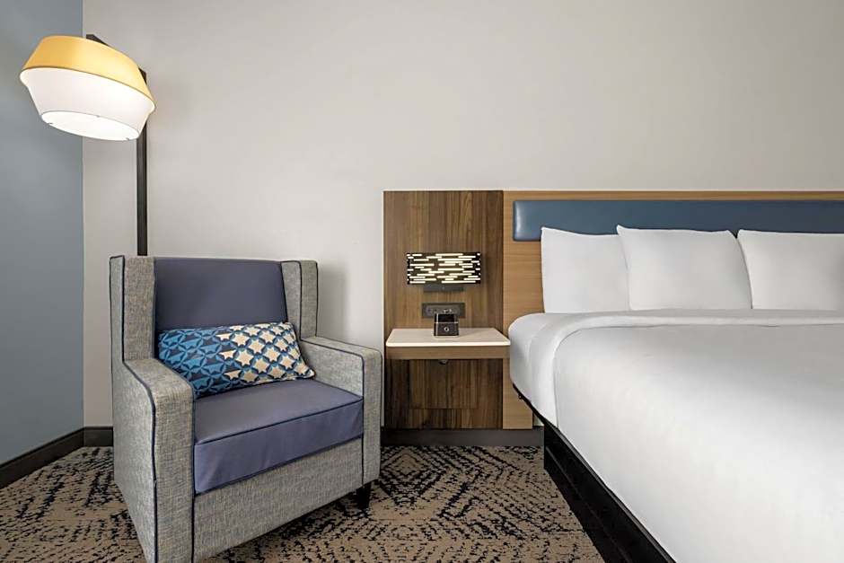 La Quinta Inn & Suites by Wyndham Savannah Airport - Pooler