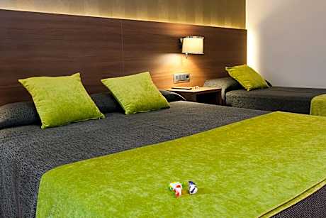 Triple Room (2 Adults + 1 Child)