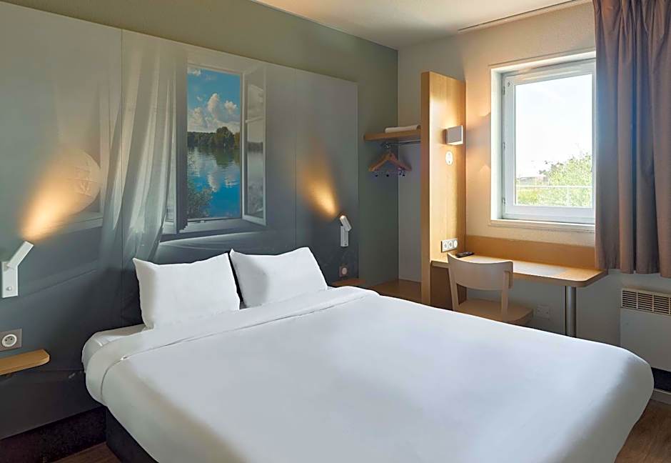B&B HOTEL Evry Lisses 1