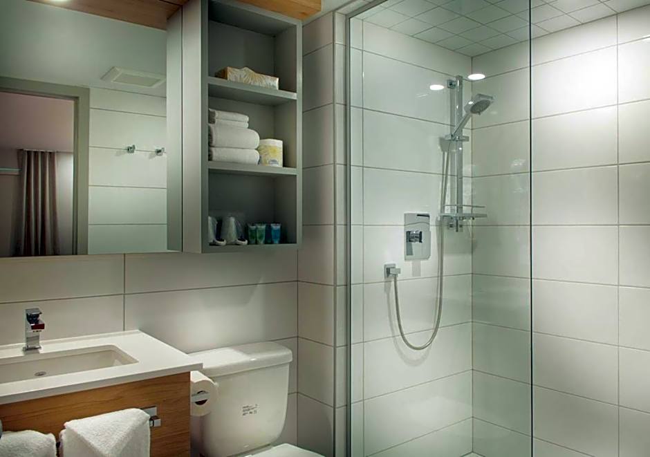 Ramada by Wyndham Laval