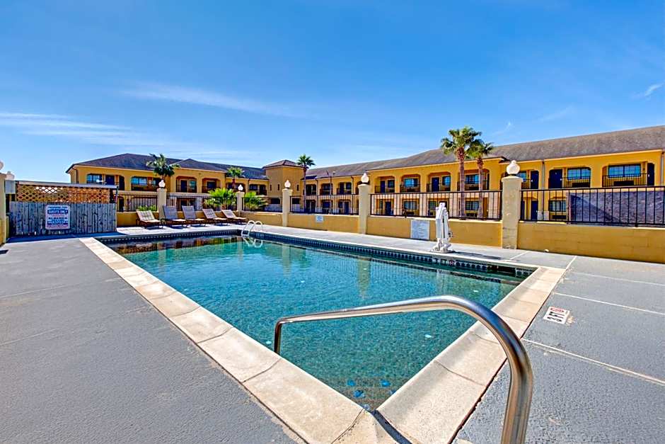 Weslaco Inn by Capital O Near Mercedes