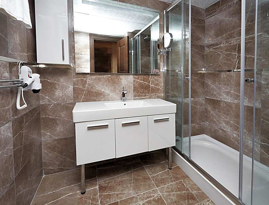 Royal Uzungol Hotel&Spa