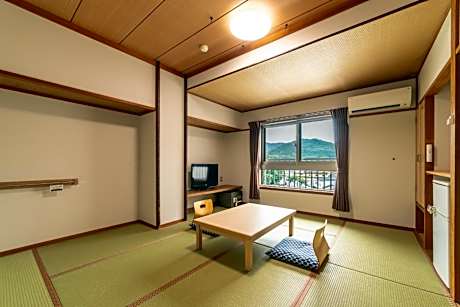 Standard Japanese-Style-Room 22 square yards - Shared Bathroom - Non-Smoking