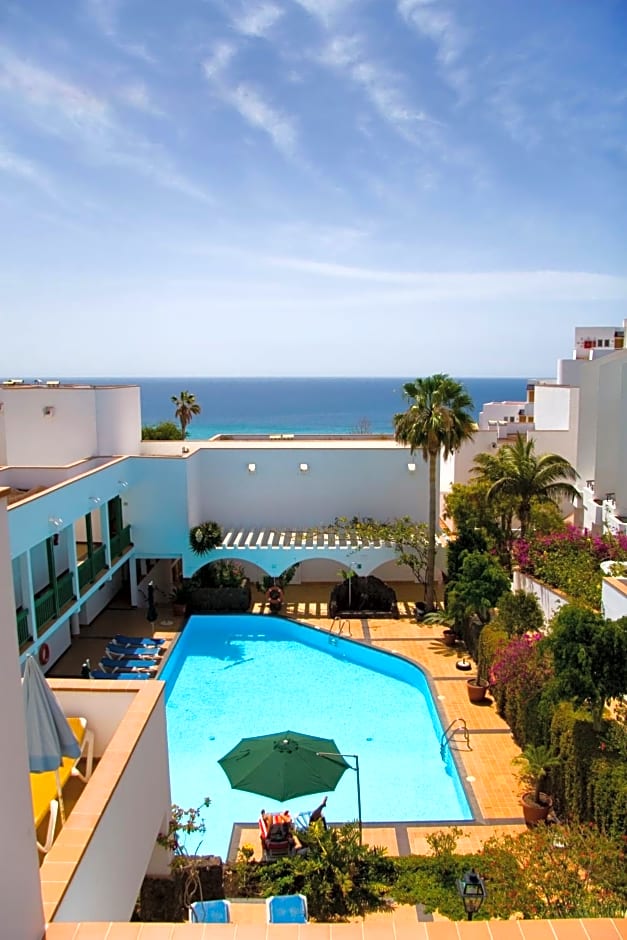 Aparthotel Esquinzo Y Monte Del Mar