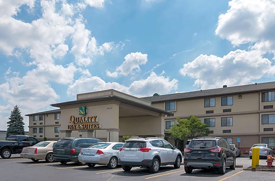 Quality Inn & Suites Detroit Metro Airport