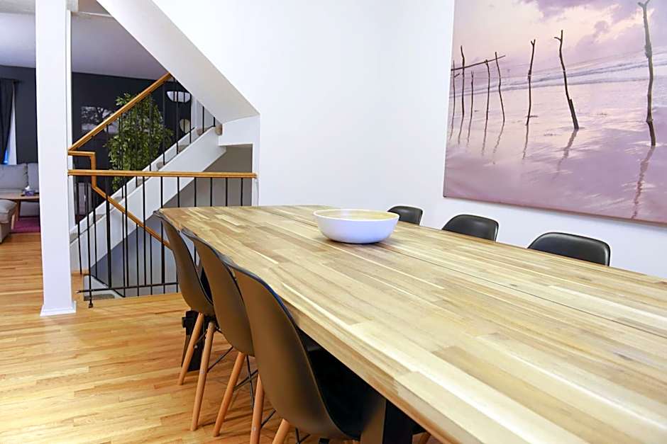 JstLikeHome - Getaway