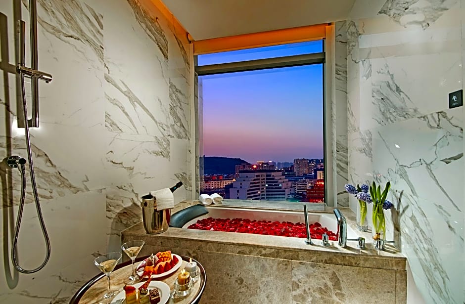 Wenling International Hotel