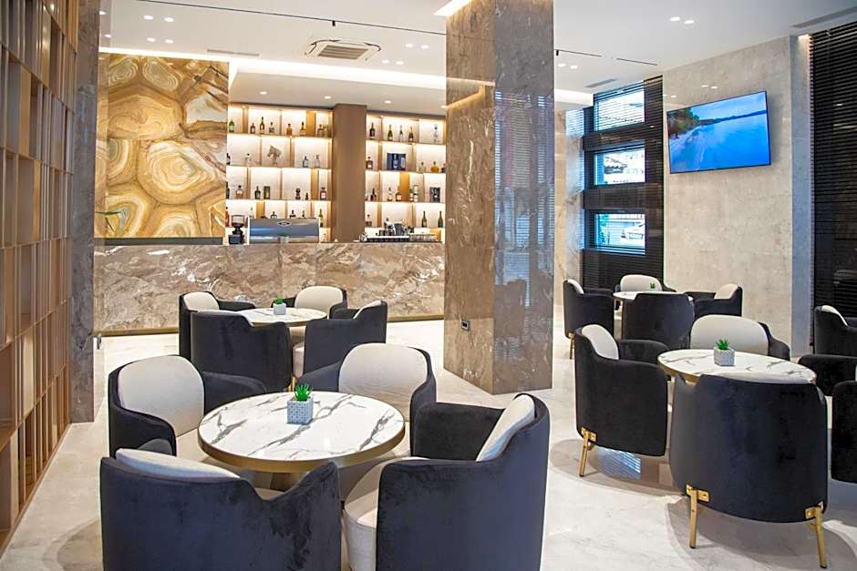 Hotel Elisa Tirana, Affiliated by Melia
