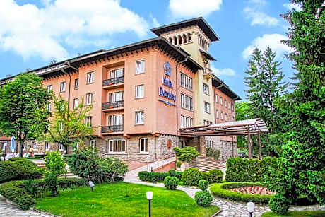 Spa Hotel Dvoretsa