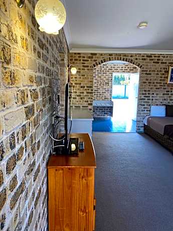 Executive Family Room