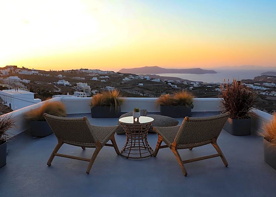 Arxegono Cave Houses Santorini